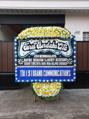Papan Bunga Duka di Maipe